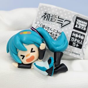 商品名 : 初音ミクすってんころりんフィギュア2