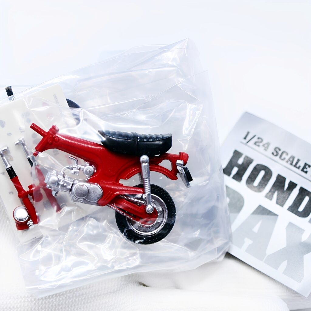 商品名 : 1/24 SCALE MODEL HONDA DAX(1/24スケールモデル ホンダ ダックス)