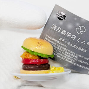 商品名 : 満月珈琲店ミニチュア 世界を巡る満月珈琲店