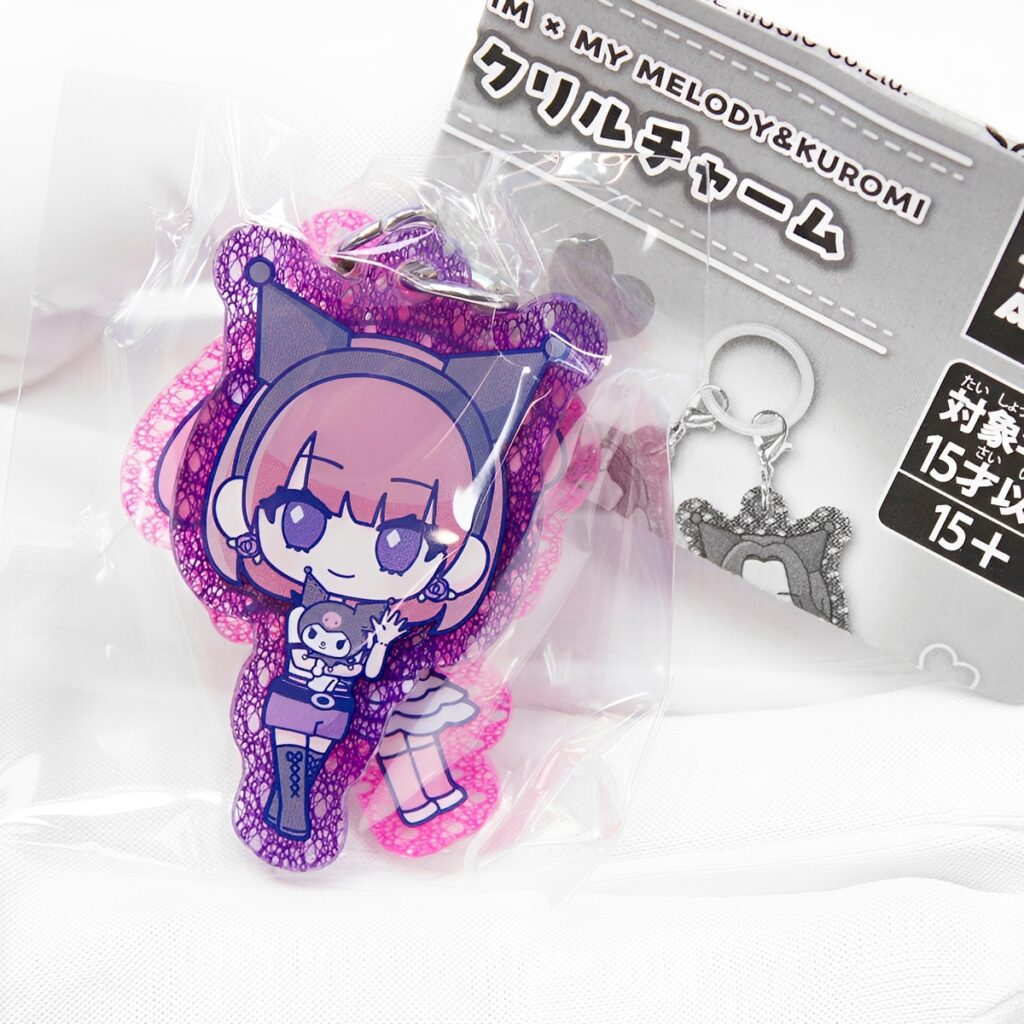 商品名 : LE SSERAFIM × MY MELODY＆KUROMI Wアクリルチャーム