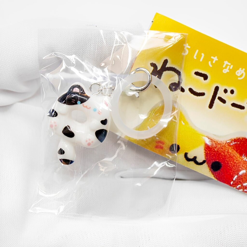 商品名 : ちいさなめじるし ねこドーナツ