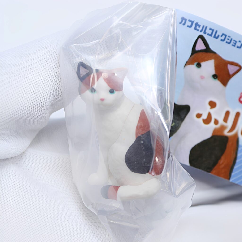 商品名 : ふりむき猫