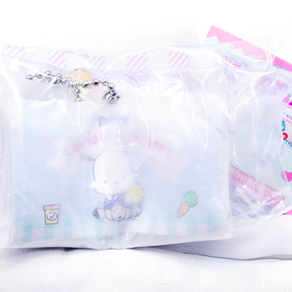 商品名 : サンリオキャラクターズ PKG風ミニ小物入れ2